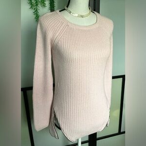 Avaleigh knitted sweater zipper details. Size XS